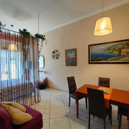נאפולי Madda'S Apartament מראה חיצוני תמונה